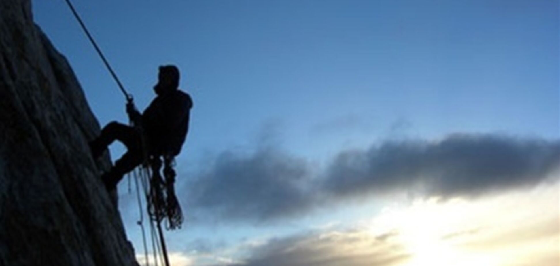 На Виннитчине россиянин упал с 10-метровой скалы