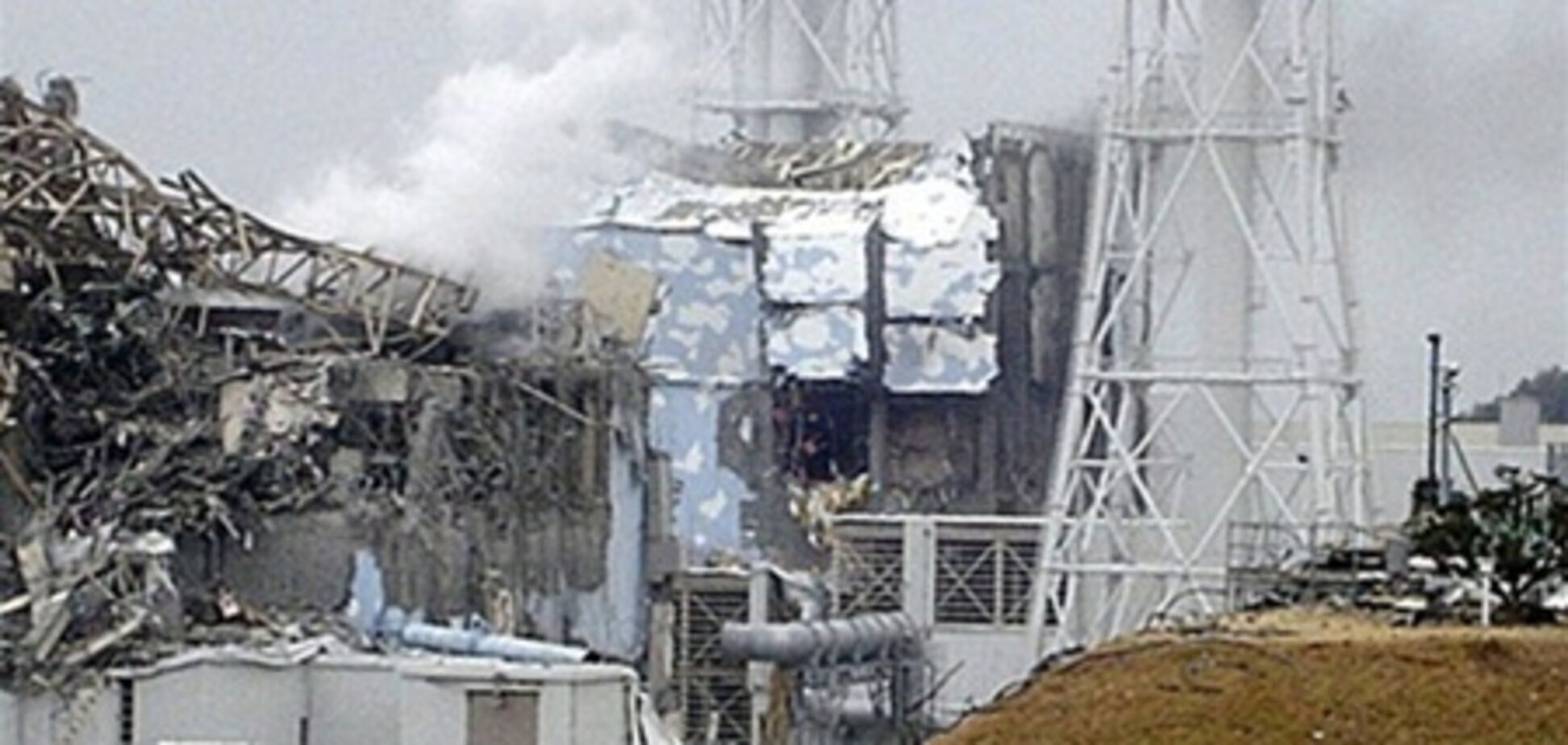 На 'Фукусиме' завершили откачку радиоактивной воды