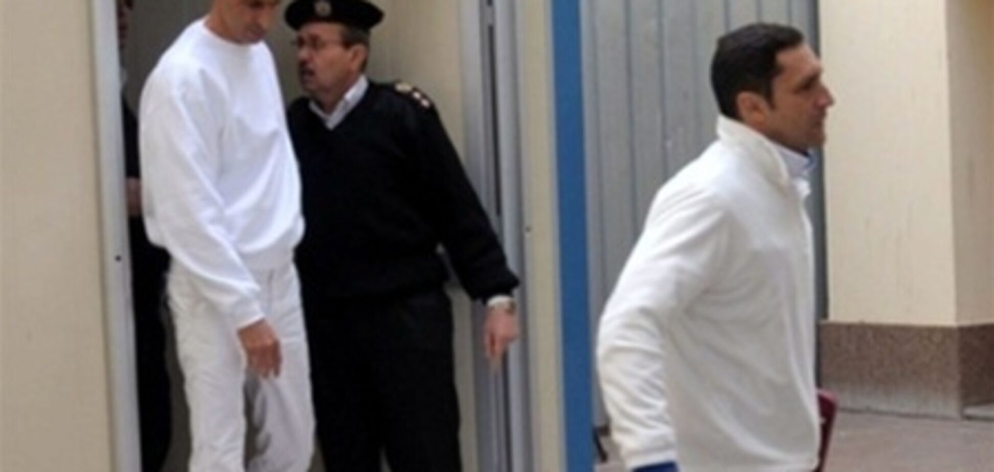 Синів Мубарака знову виправдали, але не відпустили