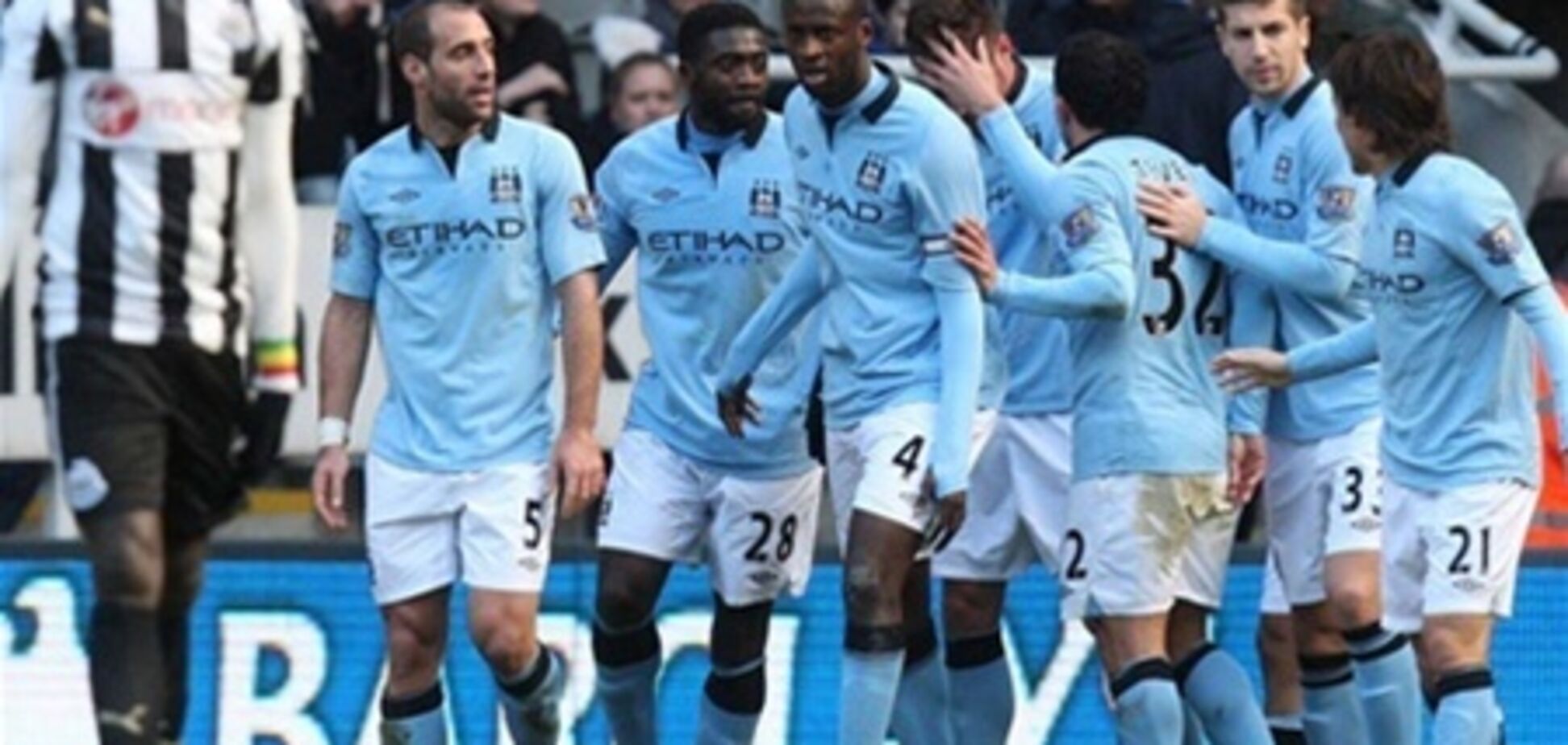 Названы самые высокие зарплаты в командных видах спорта