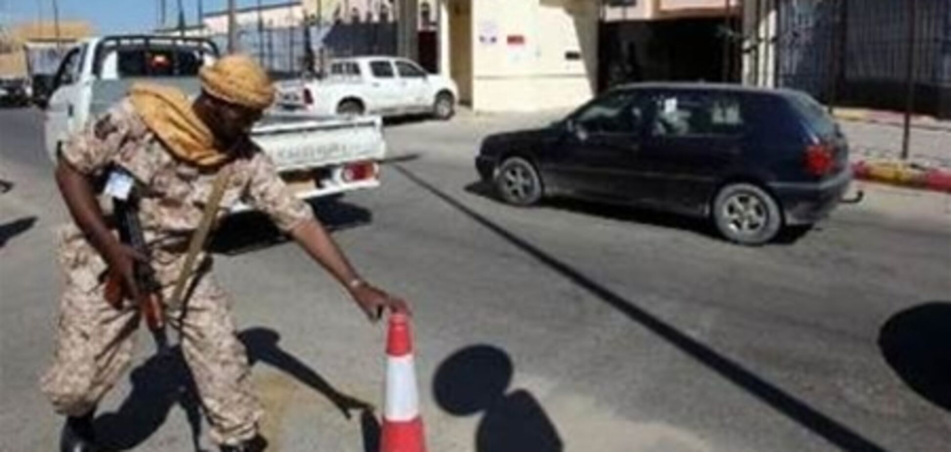У Лівії під автомобілем італійського посольства знайшли бомбу