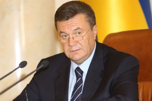 Янукович оголосив 2014 Роком легіонерів