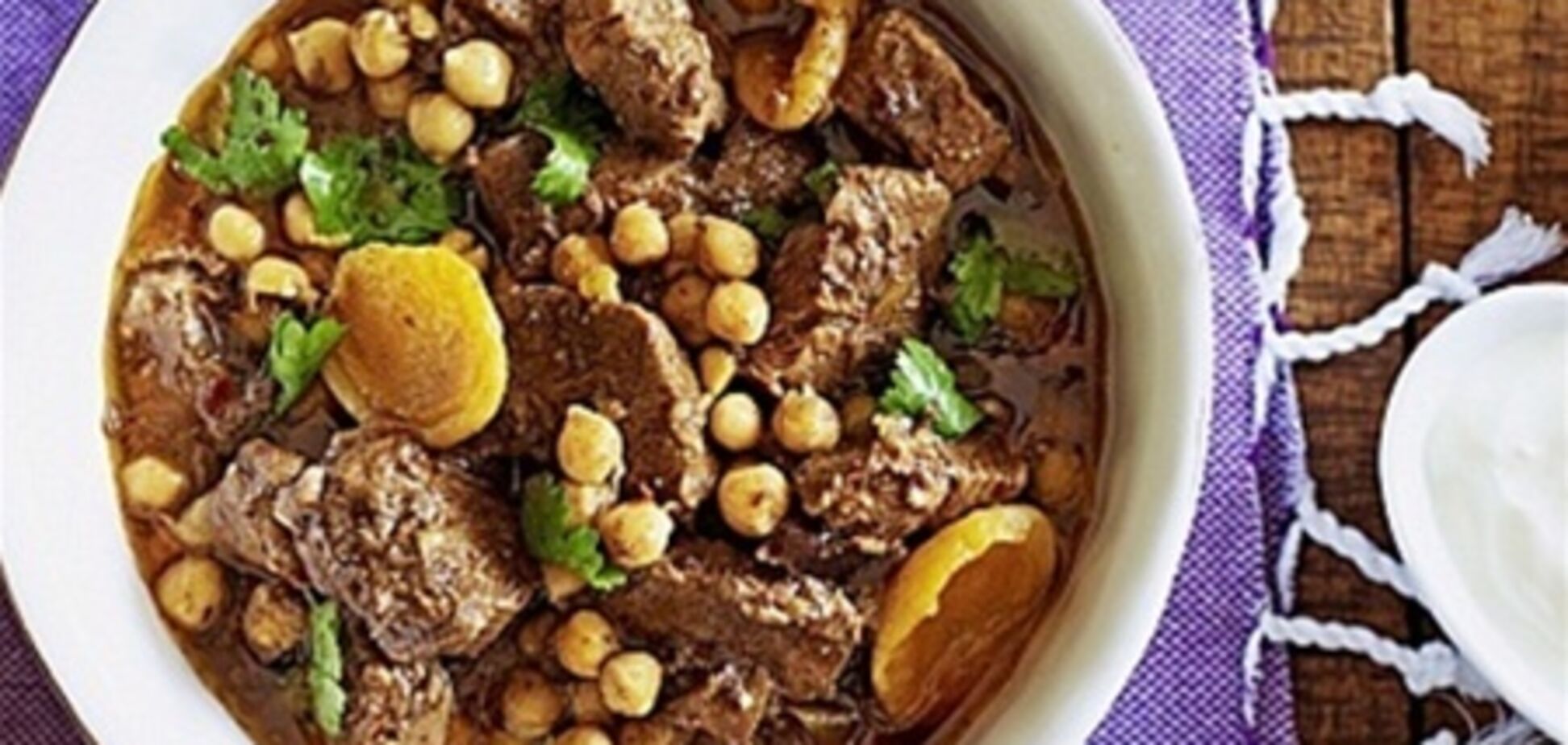 Тажин с бараниной и луком