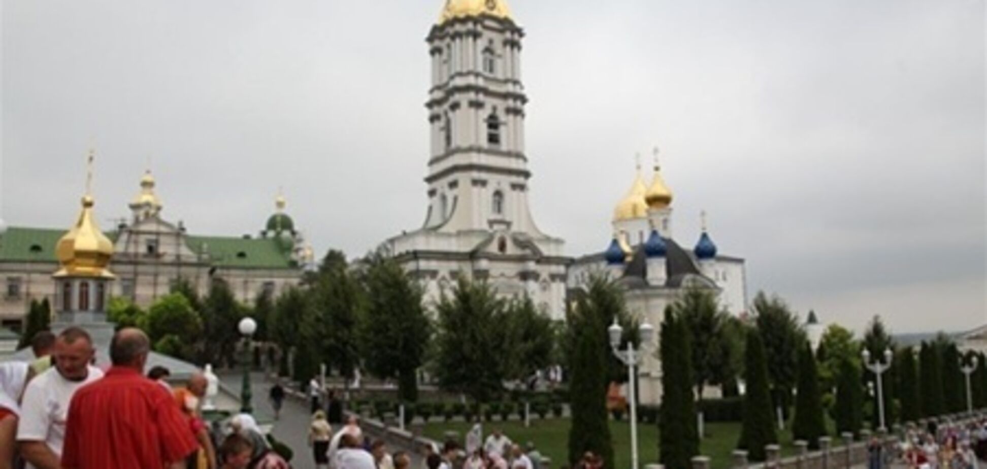 Паломница Почаевской лавры выбросилась из окна