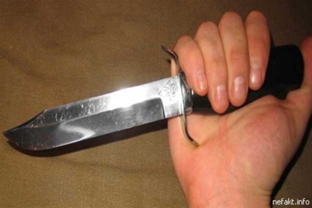 В Киеве молодая семейная пара изрезала друг друга: жена погибла