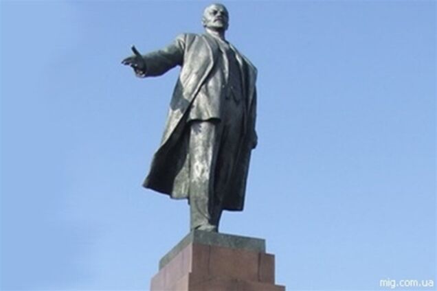 'Свобода' насчитала в Украине более 1 300 памятников Ленину