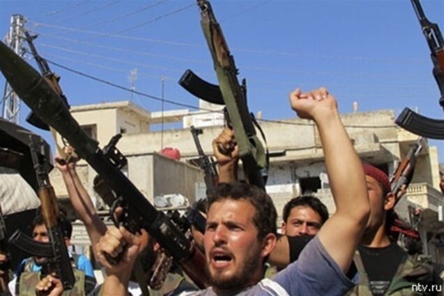 США обеспечат оружием сирийских повстанцев