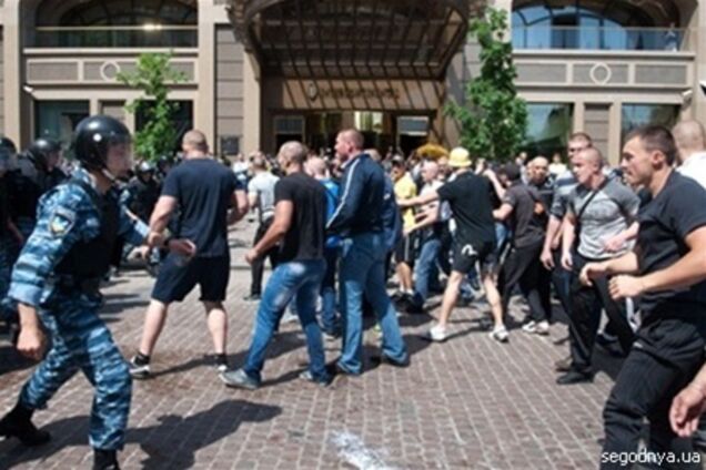 Милиция нашла еще одного крайнего в драке 18 мая