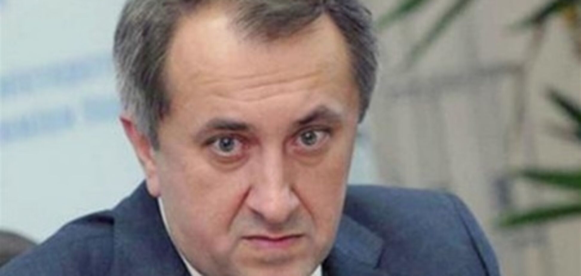 Данилишин посоветовал властям провести 'шоковую терапию' в экономике