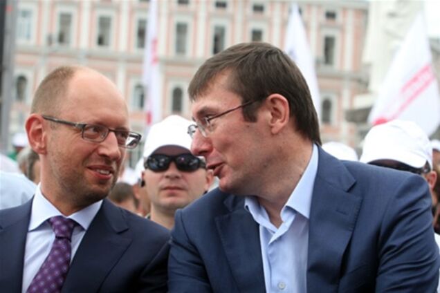 'Фронт змін' об'єднався з 'Батьківщиною' '