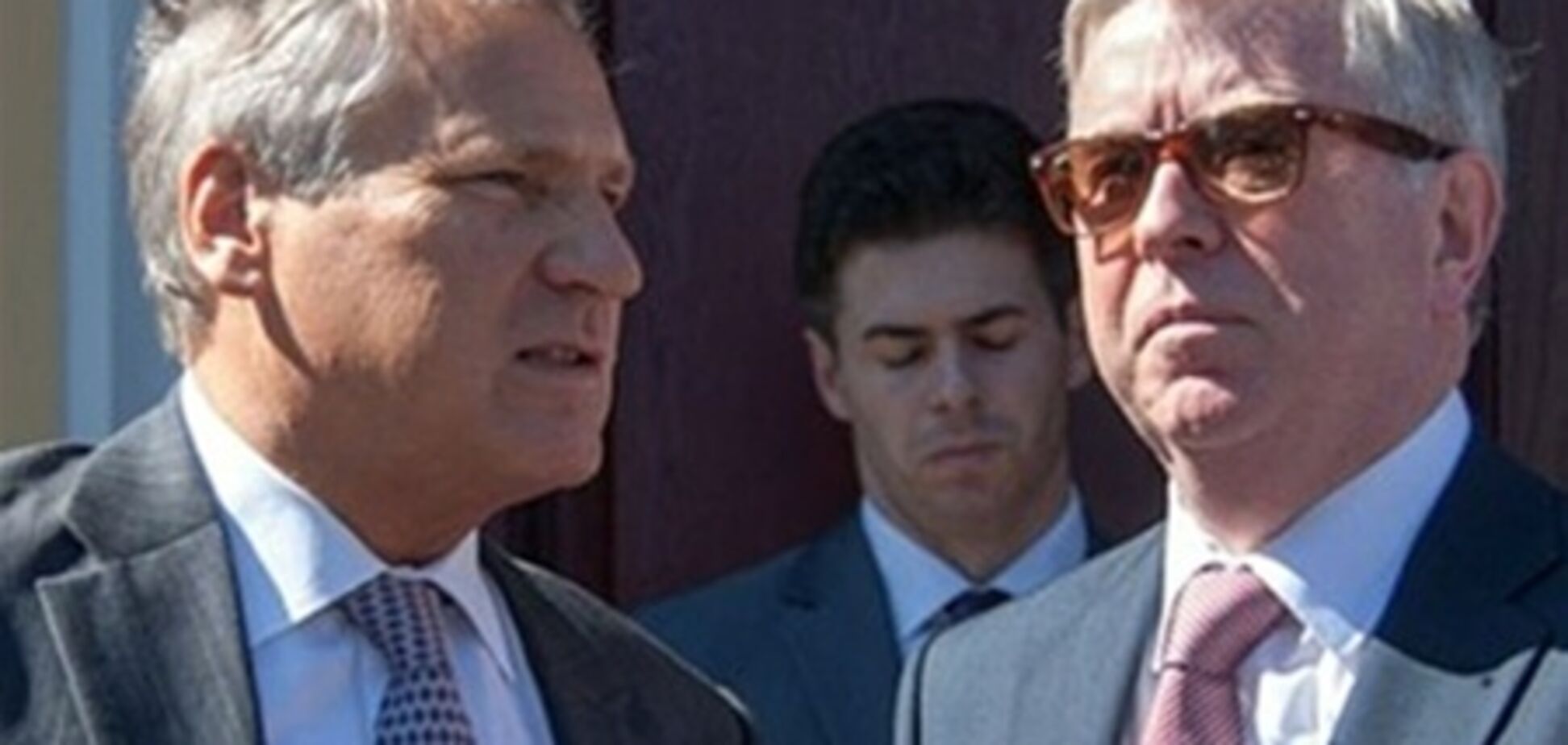 Кокс и Квасьневский приехали к Тимошенко в больницу