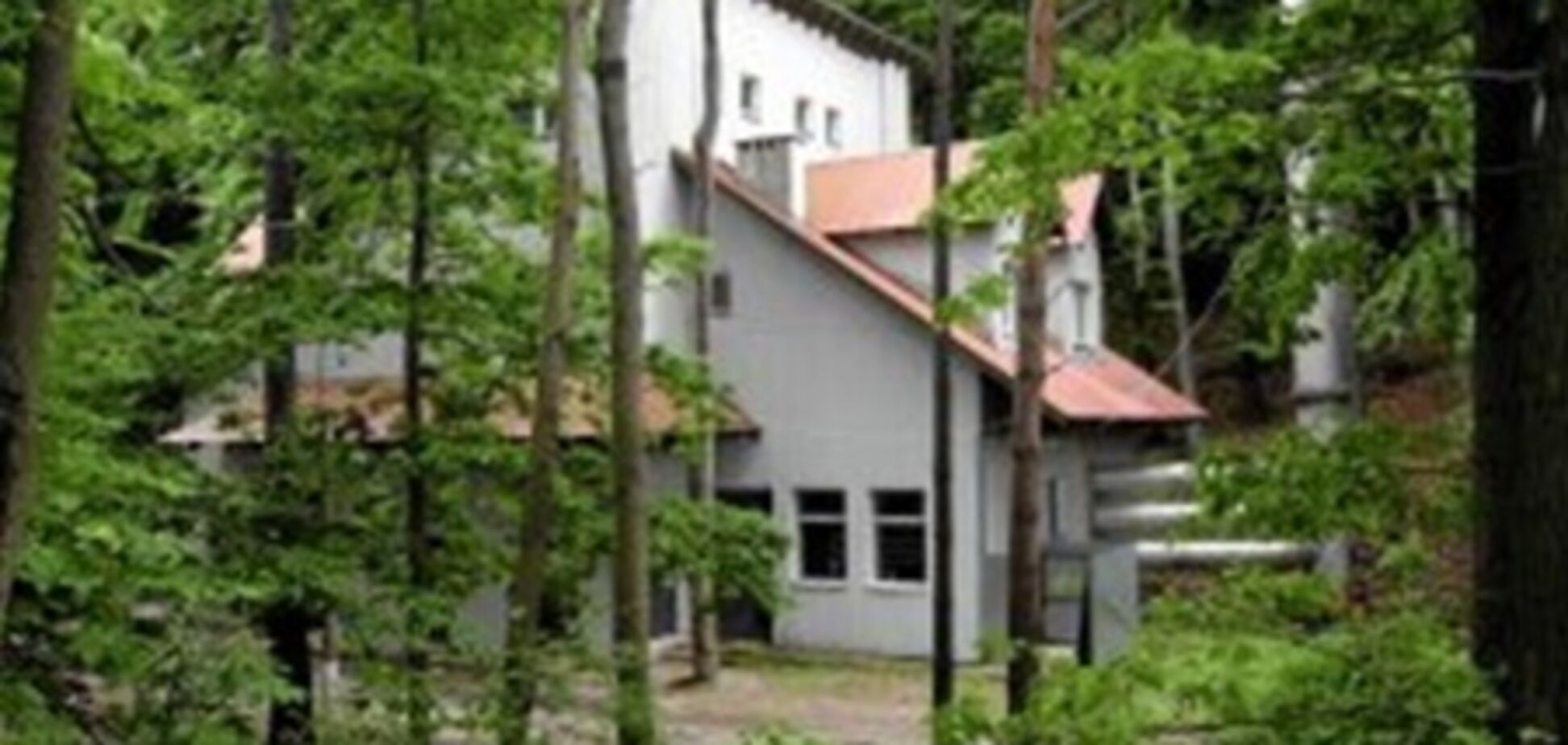 У Польщі таємно продали урядову резиденцію