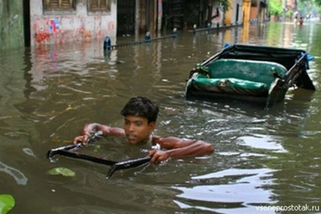 Число жертв наводнения в Индии выросло до 50