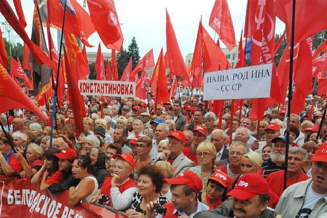 За последние два года в Компартию принято свыше 23 тысяч человек - Симоненко