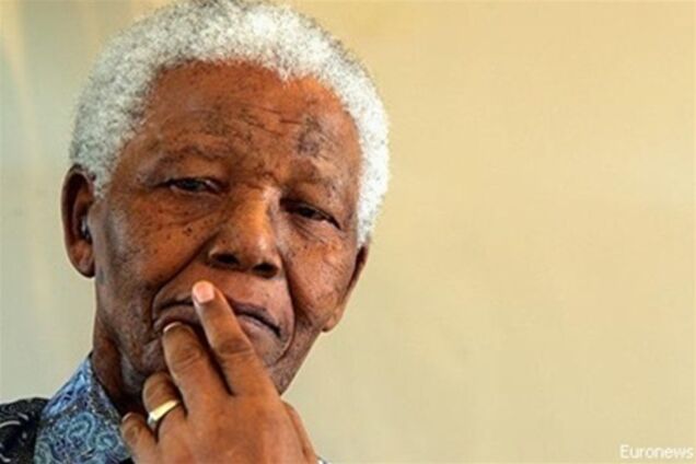 Дочь Манделы: папа чувствует себя 'очень хорошо'