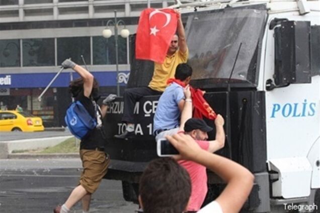 В Турции начались массовые аресты демонстрантов