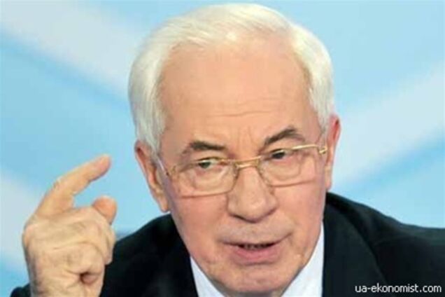 Азаров наказав допомогти постраждалим у Болгарії дітям