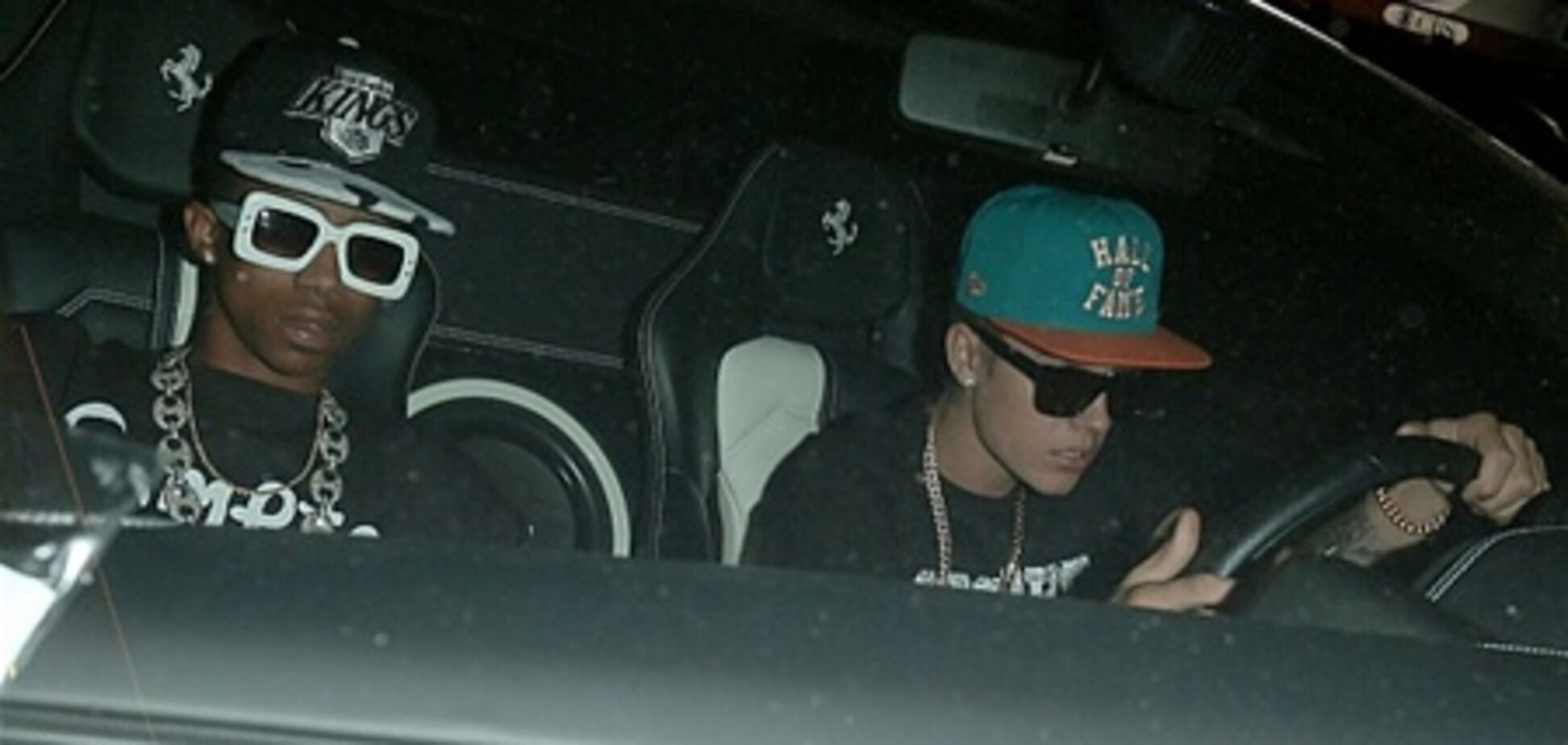 Покидая ночной клуб, Джастин Бибер задавил фотографа