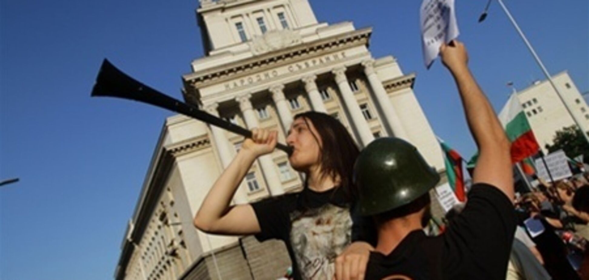 В столкновениях в столице Болгарии ранения получили восемь человек