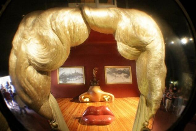 Фотопутешествие по музею Сальвадора Дали