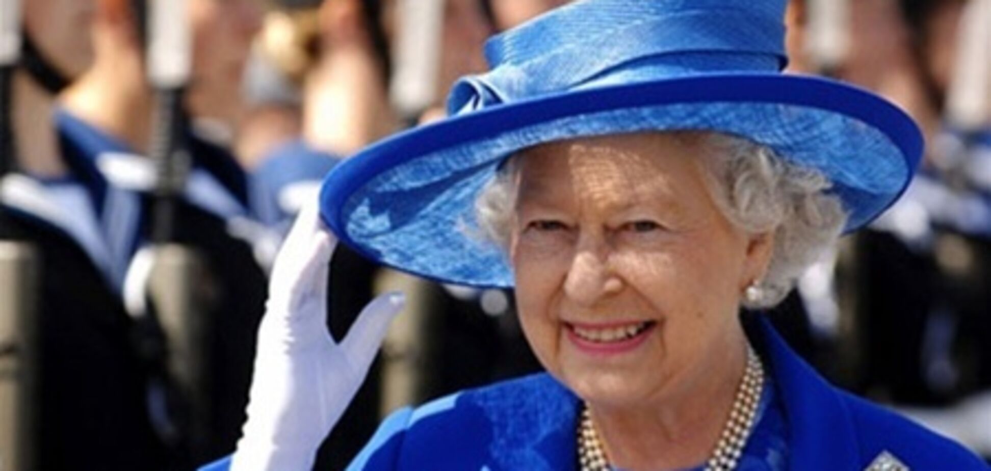 Елизавета II отметила 60-ю годовщину коронации в кругу семьи
