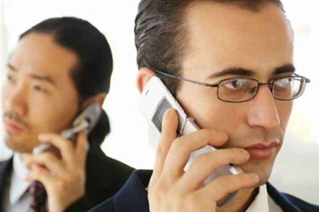 Как в мире борются с нелегальными телефонами