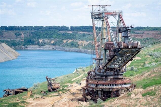 Долина мертвых экскаваторов