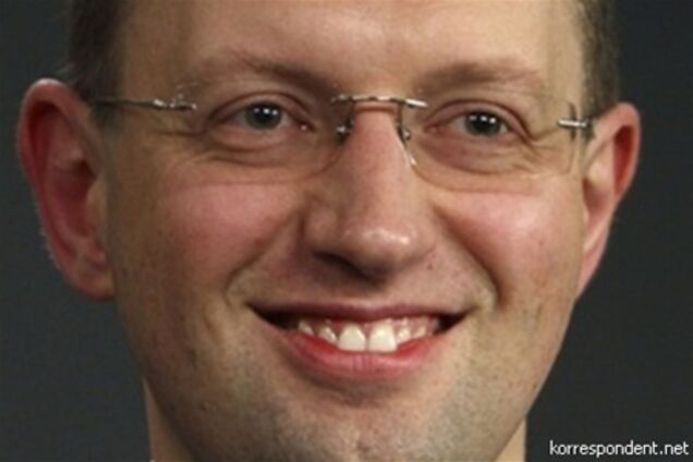 Яценюк на четыре дня слетает в Вашингтон