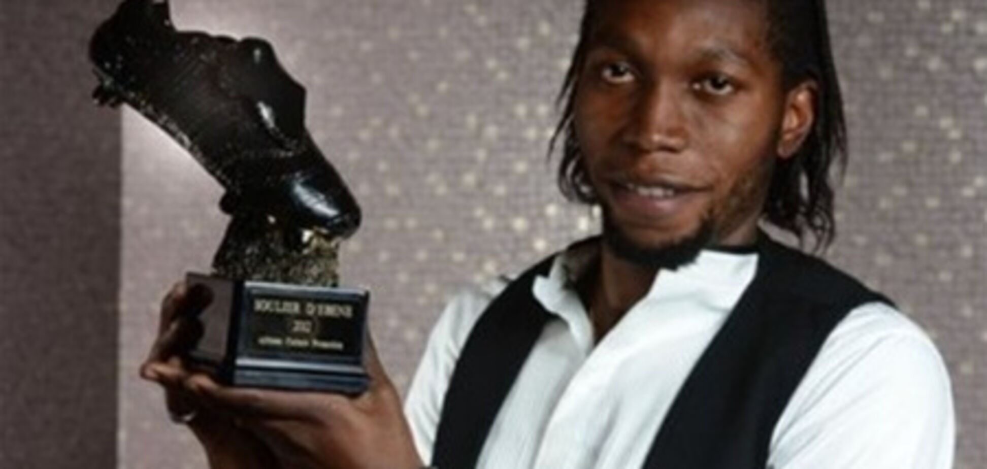 Демьерси Мбокани – футболист 'Динамо'. Официально