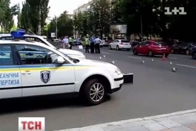 Смертельное ДТП в Киеве: женщина перебегала дорогу на 'красный'