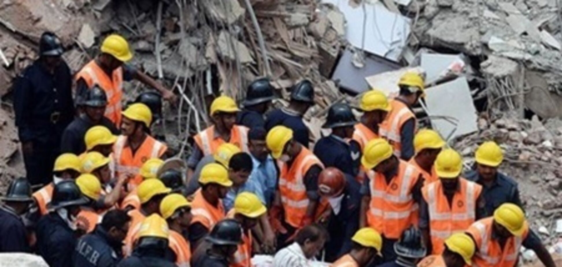 В Индии рухнул трехэтажный дом: погибли дети