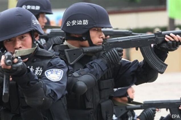 В Китае 250 человек арестованы за торговлю наркотиками