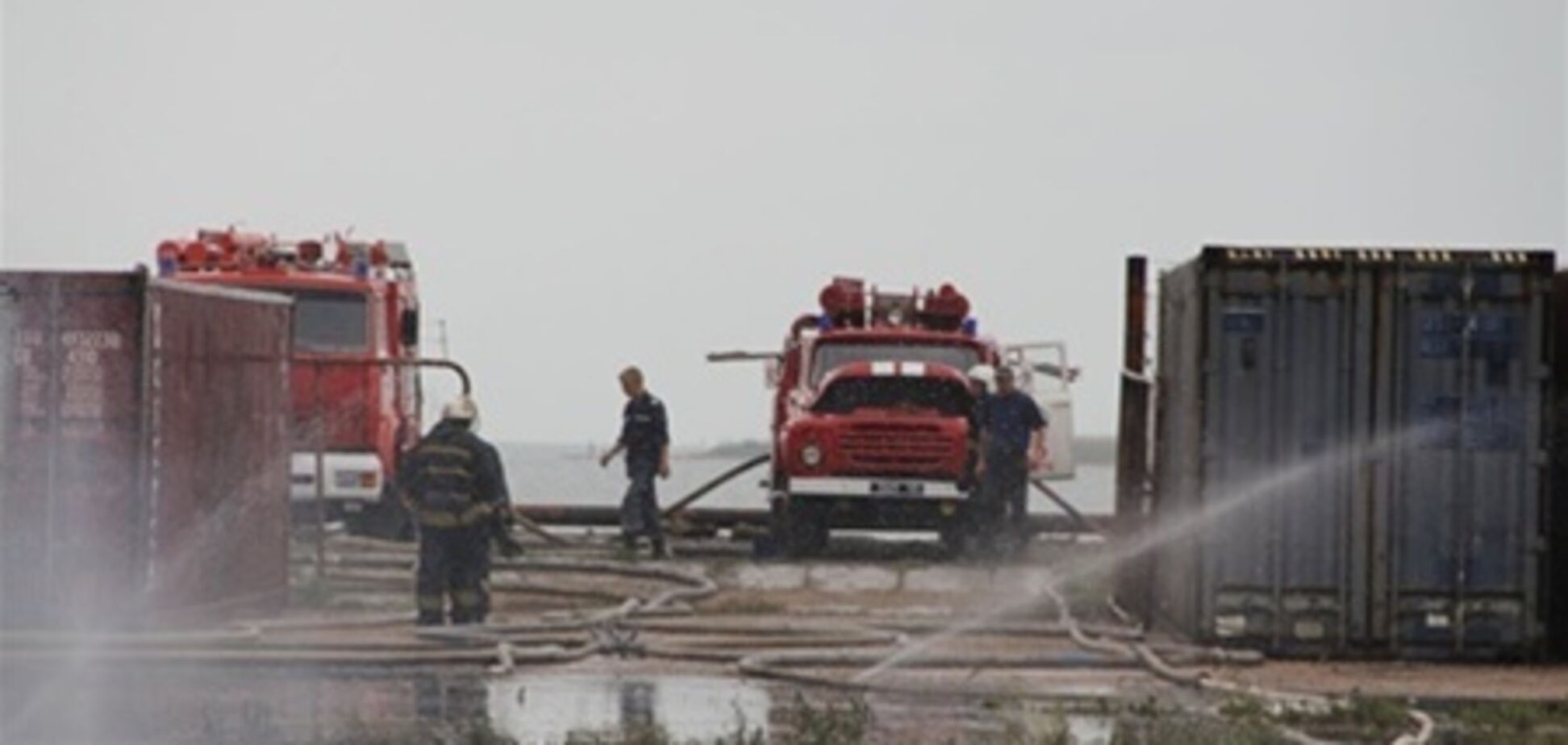 Пожежа в керченському порту згашена