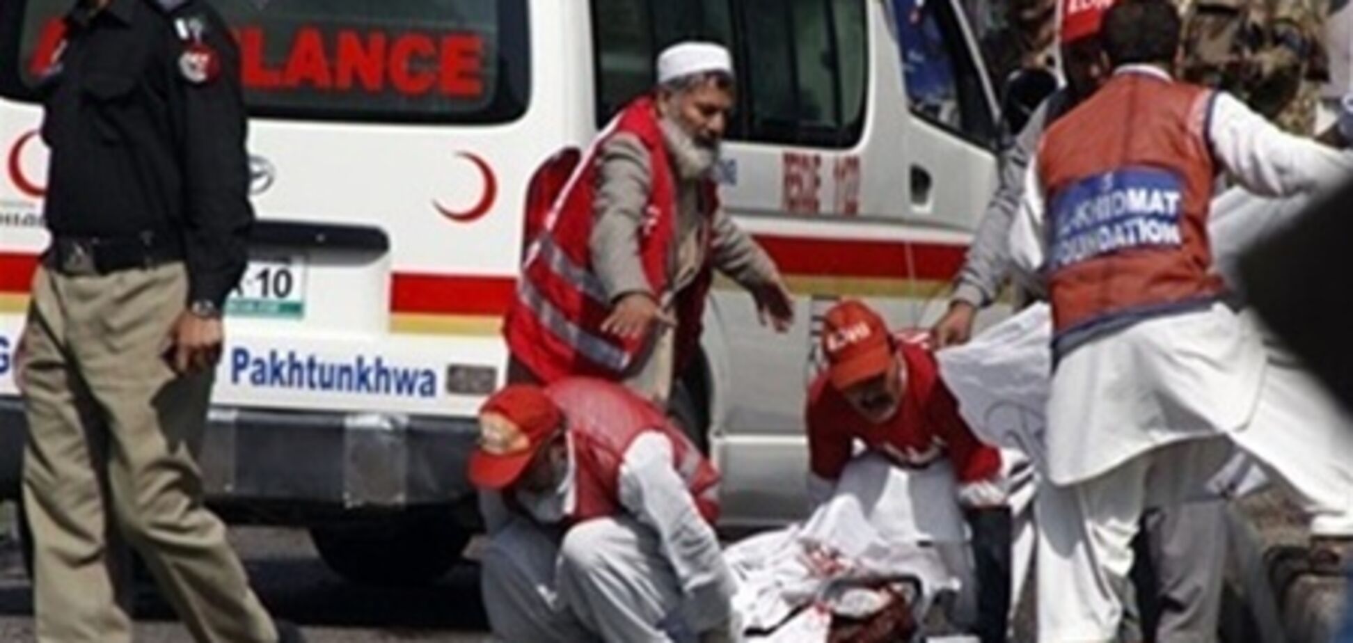 В Пакистане затягивают возвращение вещей альпинистам - выжившие