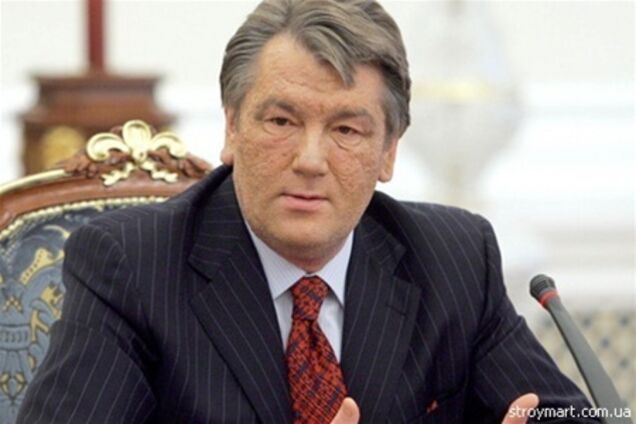 Ющенко пытается откупиться от суда