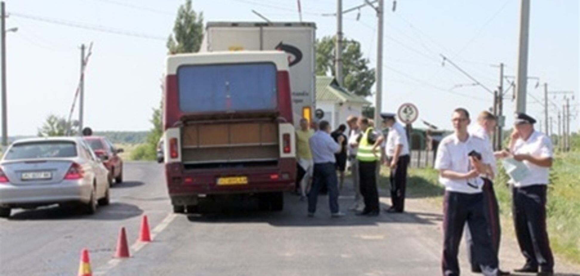 На Волыни автобус с пассажирами влетел в грузовик