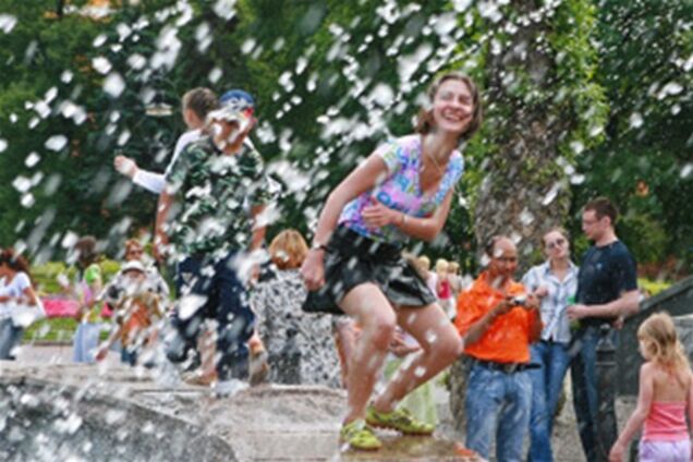 Синоптики обещают 35-градусную жару и грозы