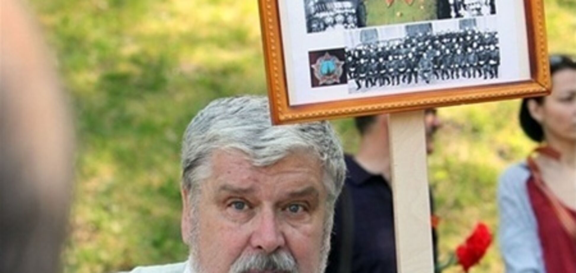 Литовский суд оштрафовал россиянина за портрет Сталина