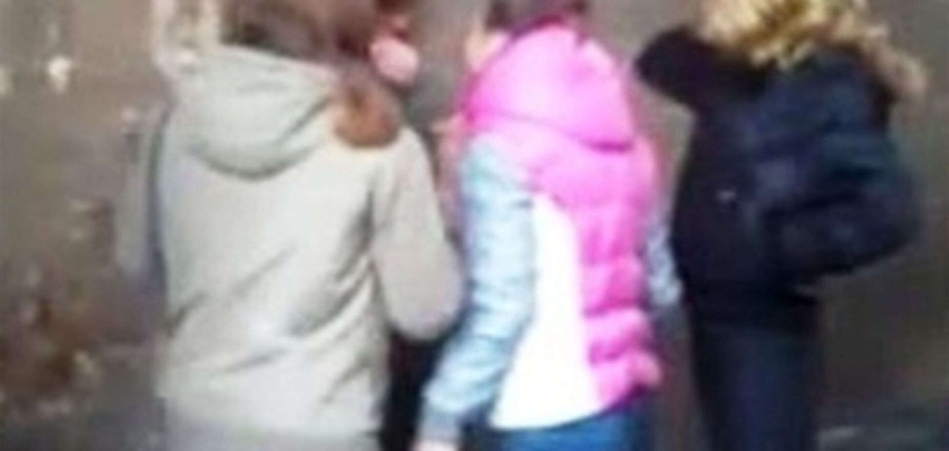 Школьницы, пытавшиеся повесить подругу в Мариуполе, избежали ареста