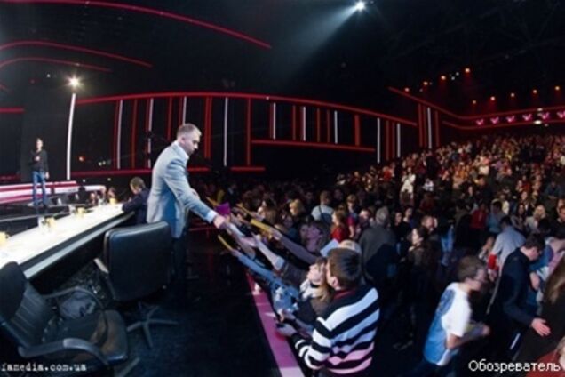 Павильон 'Х-фактора' со всеми участниками заминировали неизвестные