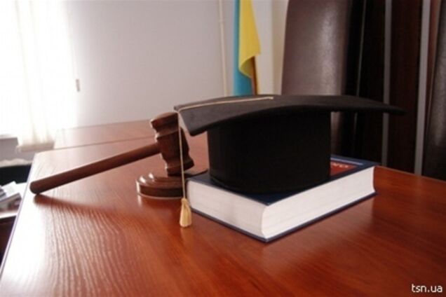 В Кировоградской области судья умер на рабочем месте