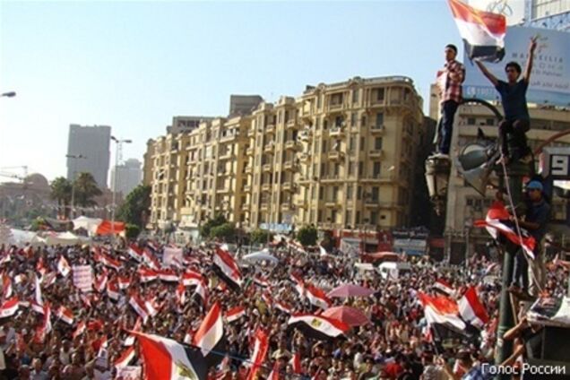 Ряд країн активно евакуює своїх громадян з Єгипту