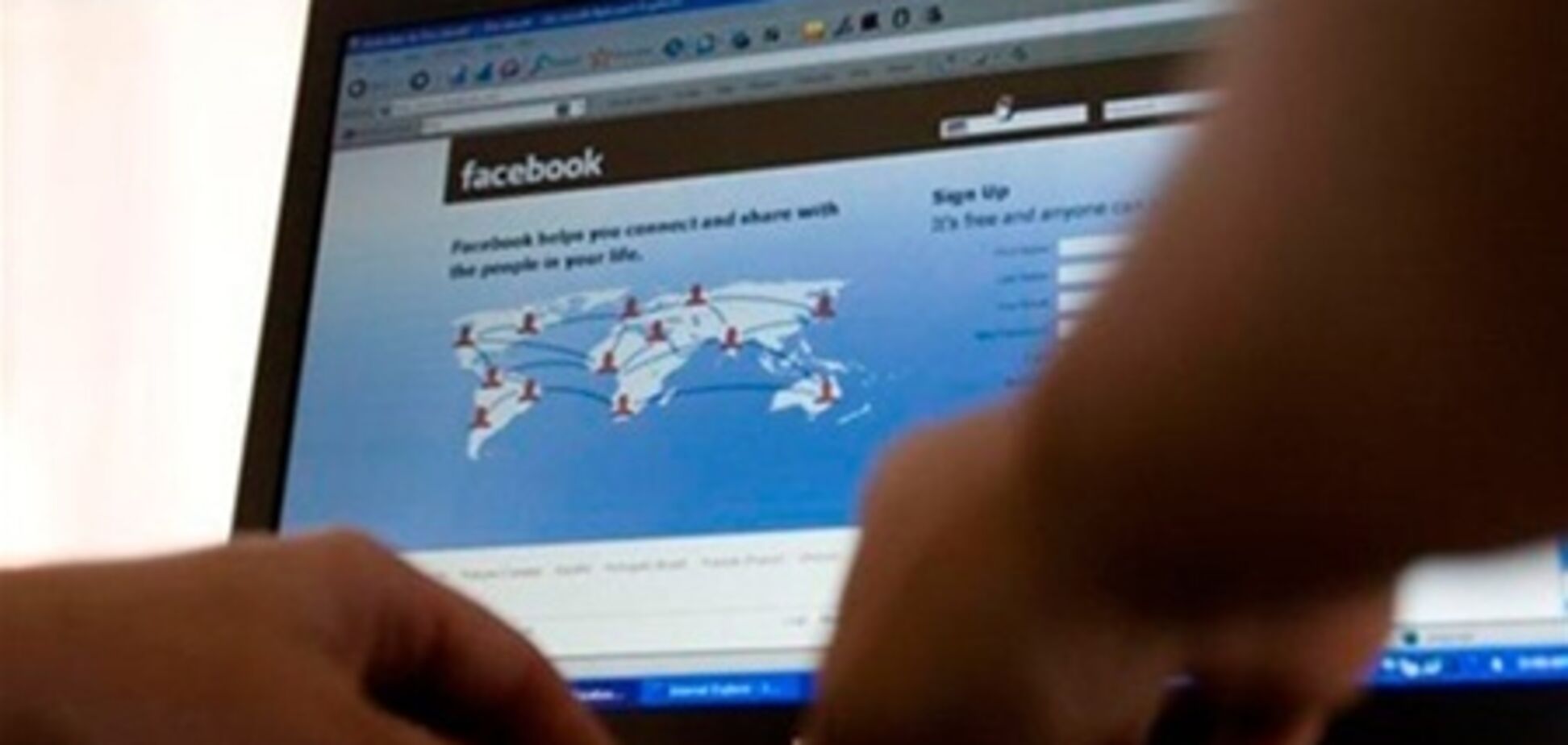 В Саудовской Аравии 7 пользователей Facebook посадили в тюрьму