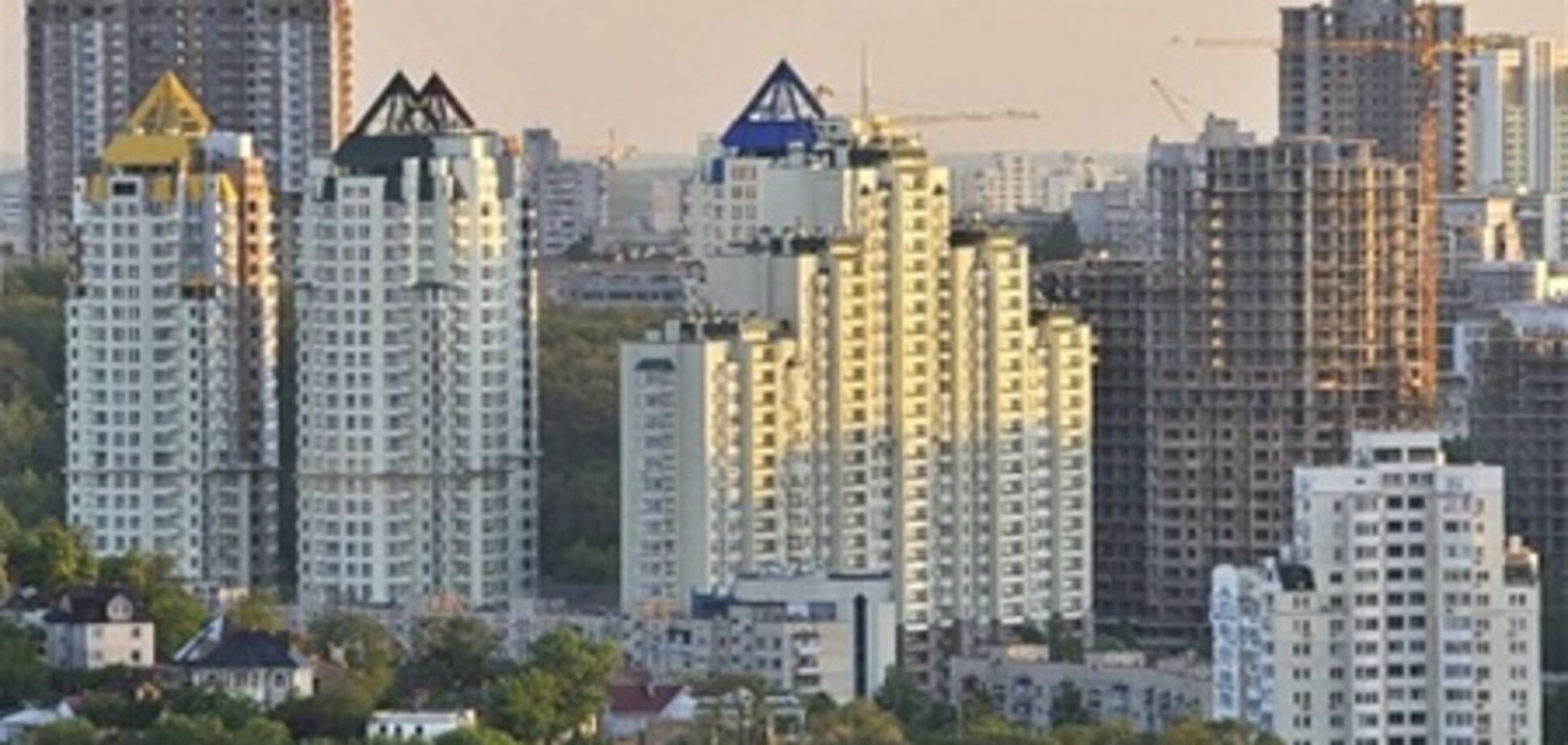 Киевсовет утвердил программу обеспечения молодежи жильем