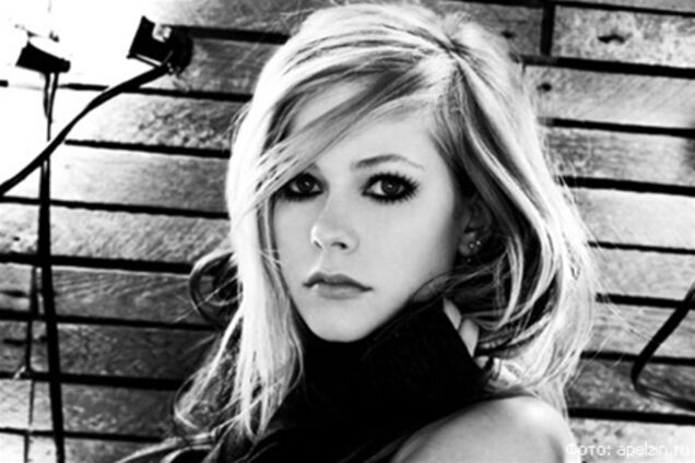 Аврил Лавин пришлось воевать с лейблом ради альбома