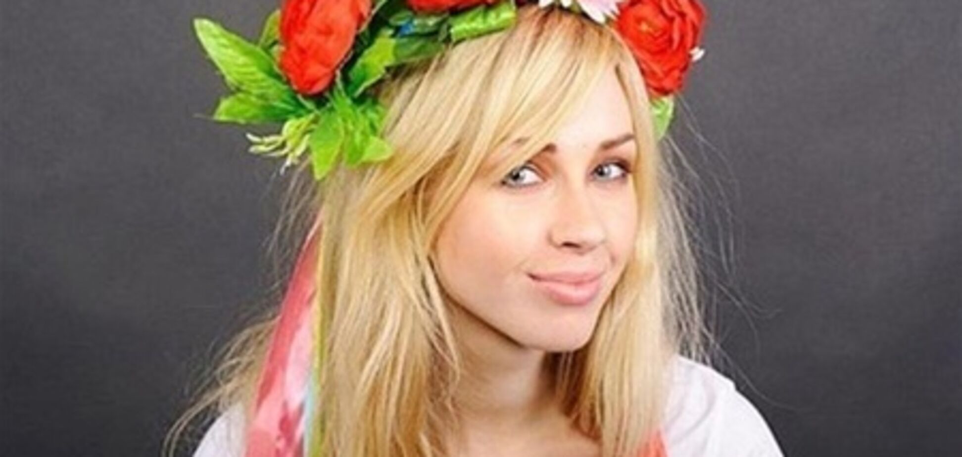 Украинскую активистку FEMEN выдворили из Туниса