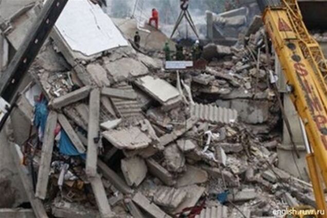 В США обрушилось здание: под завалами могут быть люди