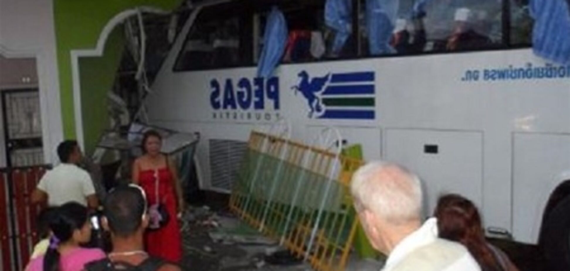 39 российских туристов разбились в аварии в Таиланде