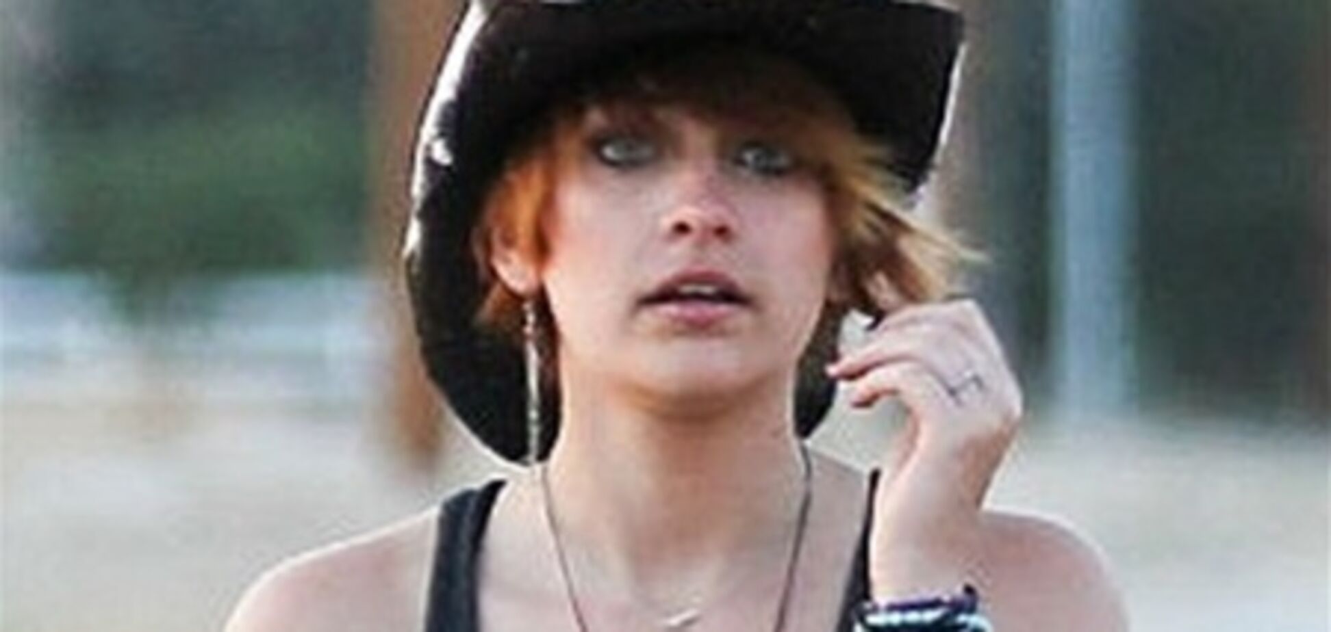 Вскрывшая вены дочь Джексона сделала все, что бы ее спасли