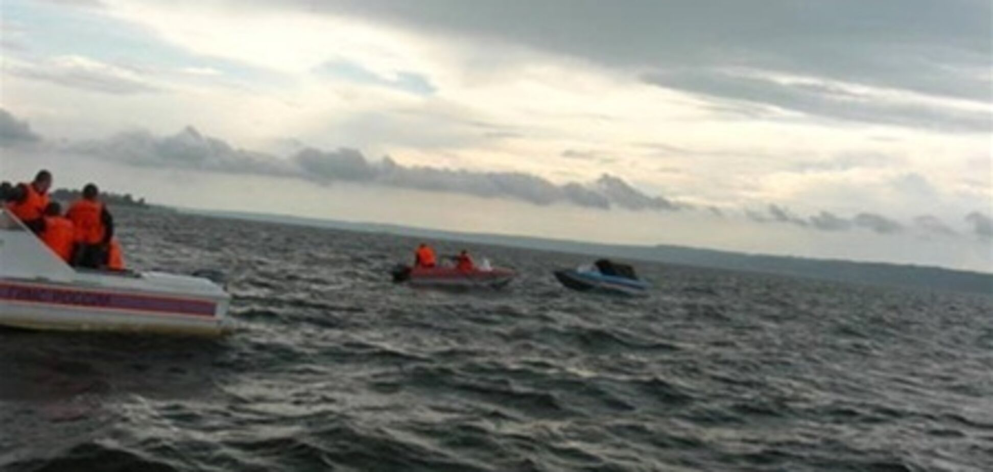 В Индийском океане затонуло судно с полусотней пассажиров